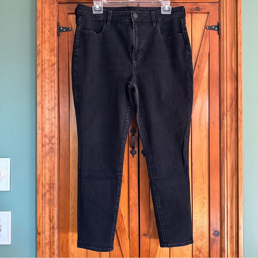 American Eagle Outfitters Black Ankle Cropped Jeans